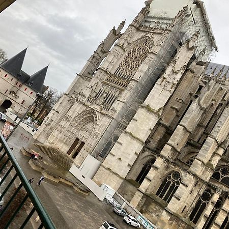 Lovely Appartement Vue Cathedrale โบเวส์ ภายนอก รูปภาพ